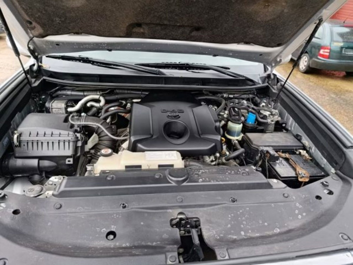 Toyota Land Cruiser 2.8 D4-D 5 porte Active (15)