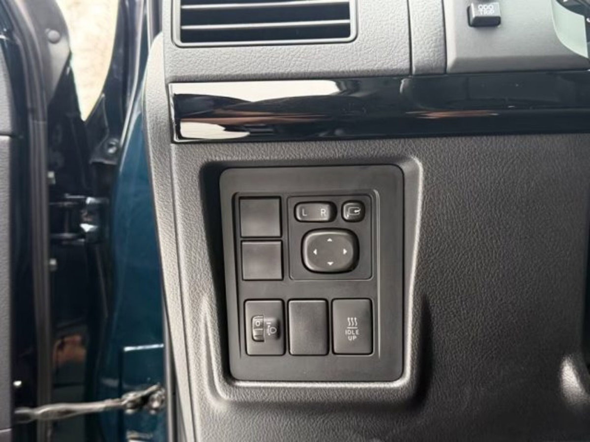 Toyota Land Cruiser 2.8 D4-D 5 porte Lounge (14)
