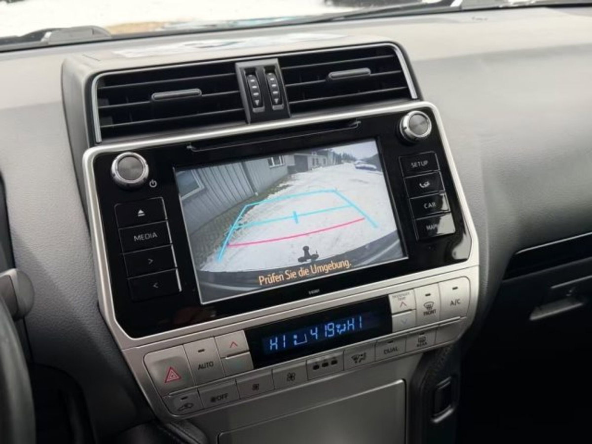 Toyota Land Cruiser 2.8 D4-D 5 porte Lounge (15)