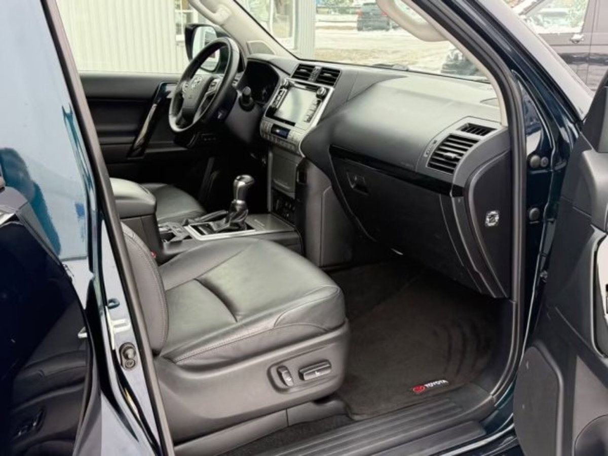 Toyota Land Cruiser 2.8 D4-D 5 porte Lounge (6)