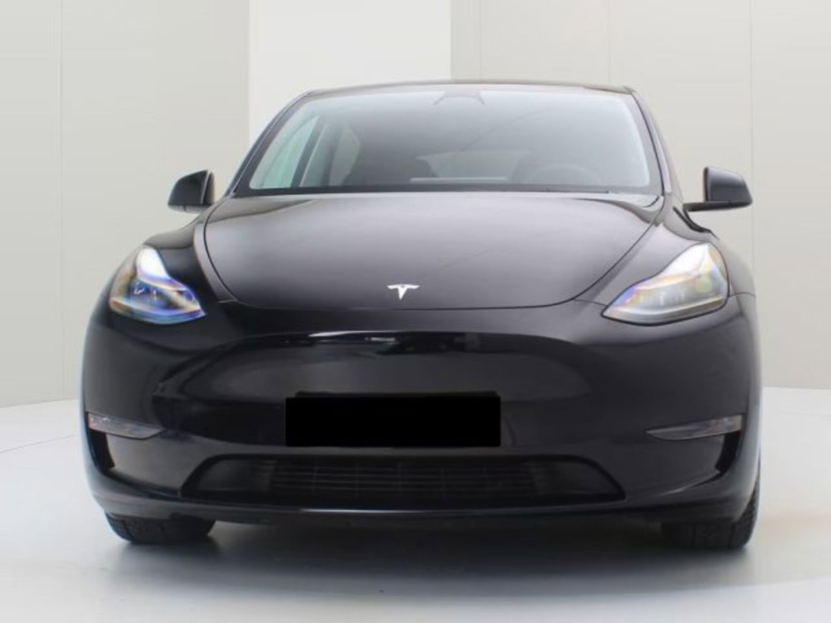 Tesla Model Y Performance awd (5)