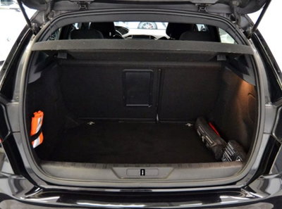 Peugeot 308 PureTech Turbo 130 S&S GT Line (11)