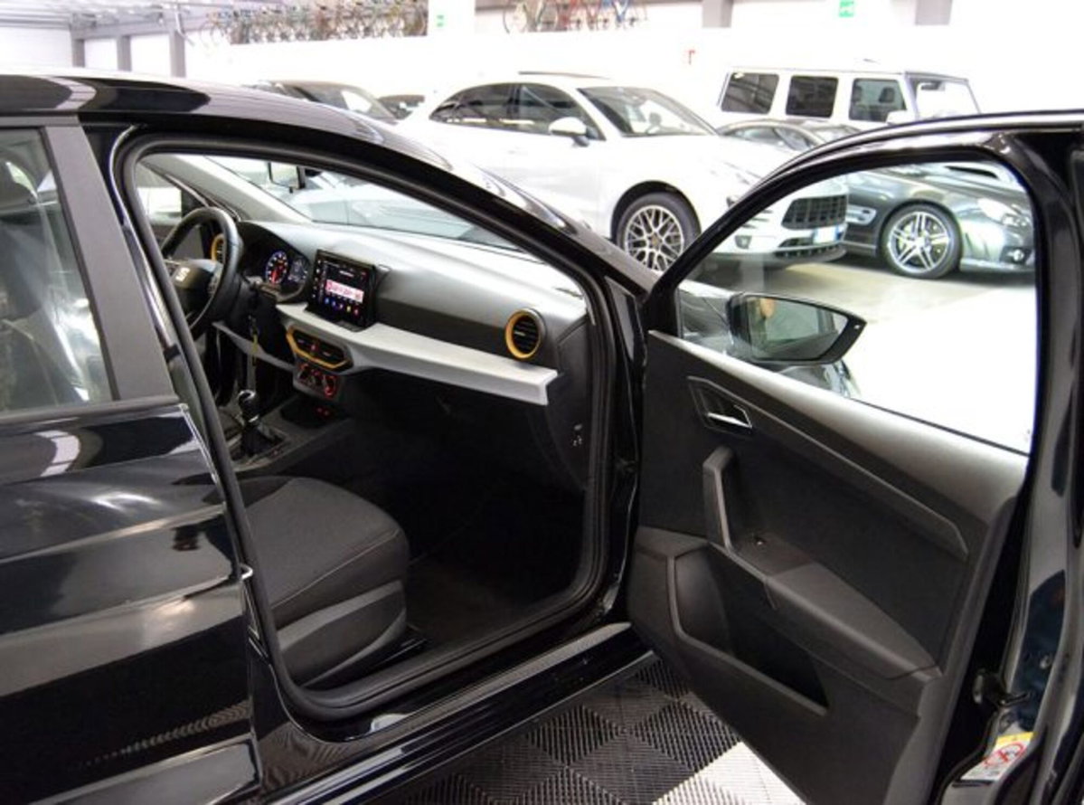 SEAT Ibiza 1.0 mpi Style 80cv (4)