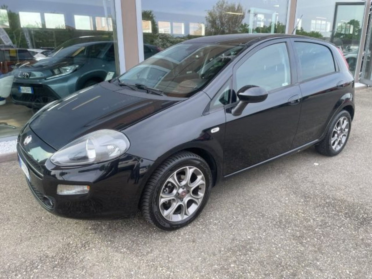 Fiat Punto 1.2 8V 5 porte Street (2)