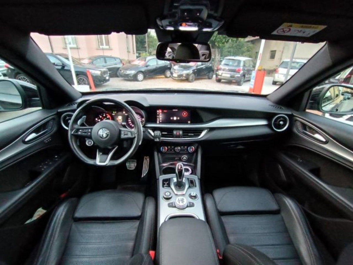 Alfa Romeo Stelvio Stelvio 2.2 Turbodiesel 210 CV AT8 Q4 Veloce (11)