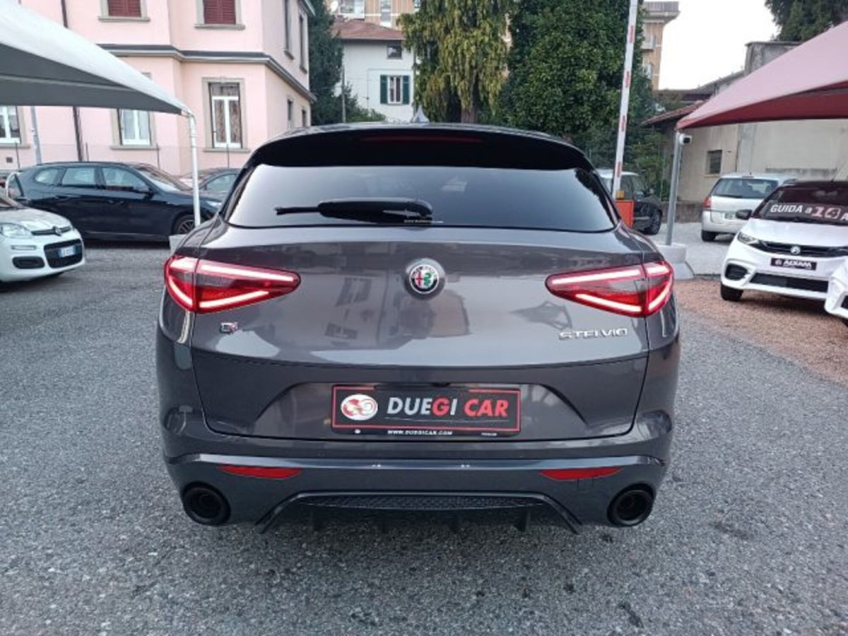 Alfa Romeo Stelvio Stelvio 2.2 Turbodiesel 210 CV AT8 Q4 Veloce (6)