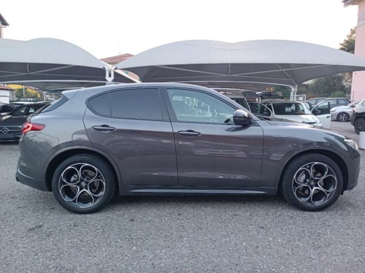 Alfa Romeo Stelvio Stelvio 2.2 Turbodiesel 210 CV AT8 Q4 Veloce (8)