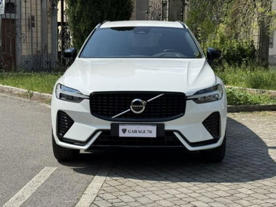 Volvo XC60 B4 (d) AWD automatico Plus Dark N1 (2)