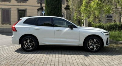Volvo XC60 B4 (d) AWD automatico Plus Dark N1 (5)
