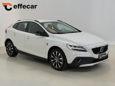 Volvo V40 Cross Country D2 Geartronic (3)