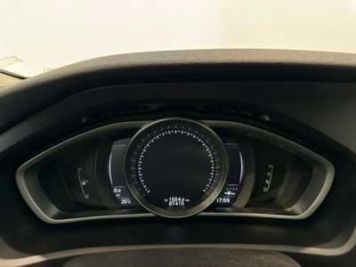 Volvo V40 Cross Country D2 Geartronic (9)