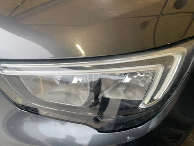Opel Crossland X 1.2 12V Advance (9)