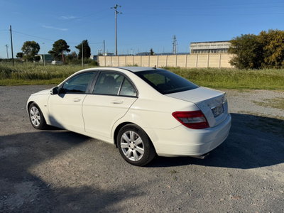 Mercedes-Benz Classe C 200 CDI BlueEFFICIENCY Elegance (9)