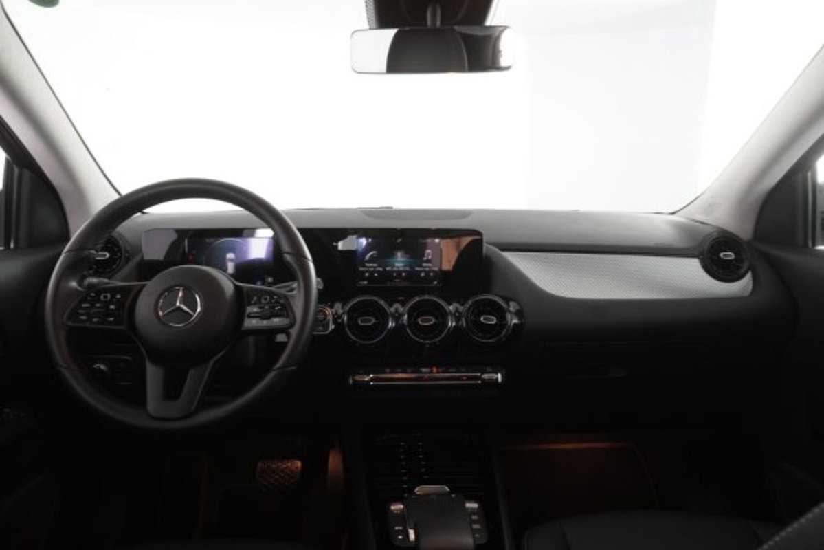 Mercedes-Benz CLA Shooting Brake 200 d Automatic Shooting Brake Business (12)
