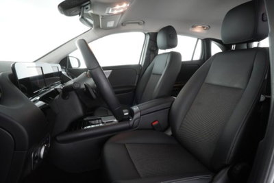 Mercedes-Benz CLA Shooting Brake 200 d Automatic Shooting Brake Business (10)