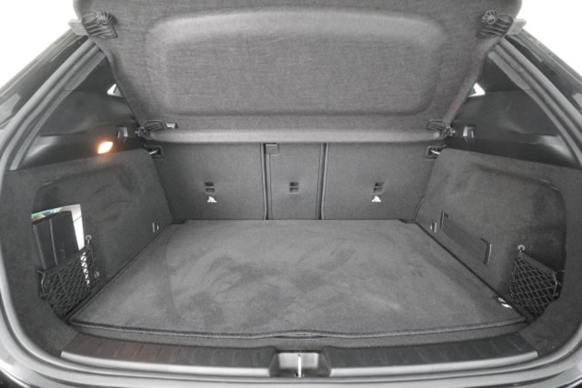 Mercedes-Benz CLA Shooting Brake 200 d Automatic 4Matic Shooting Brake Sport (14)