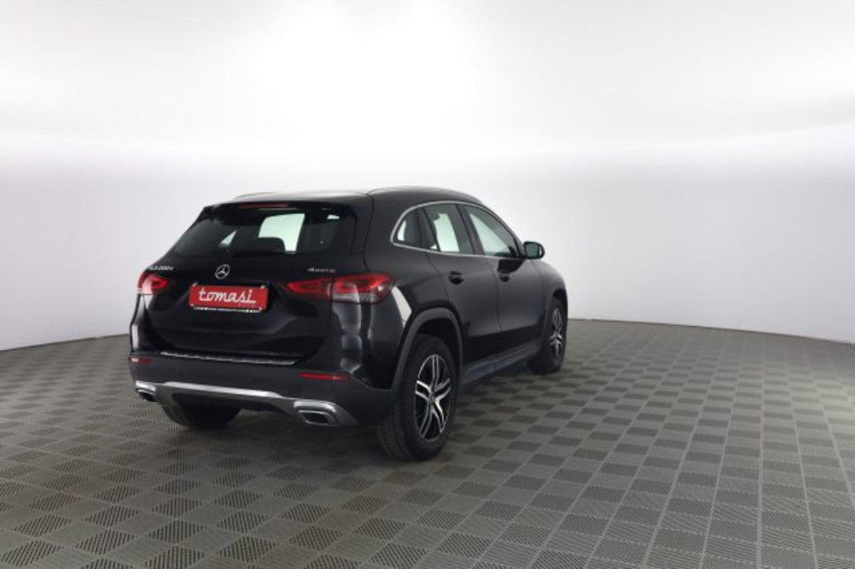 Mercedes-Benz CLA Shooting Brake 200 d Automatic 4Matic Shooting Brake Sport (4)