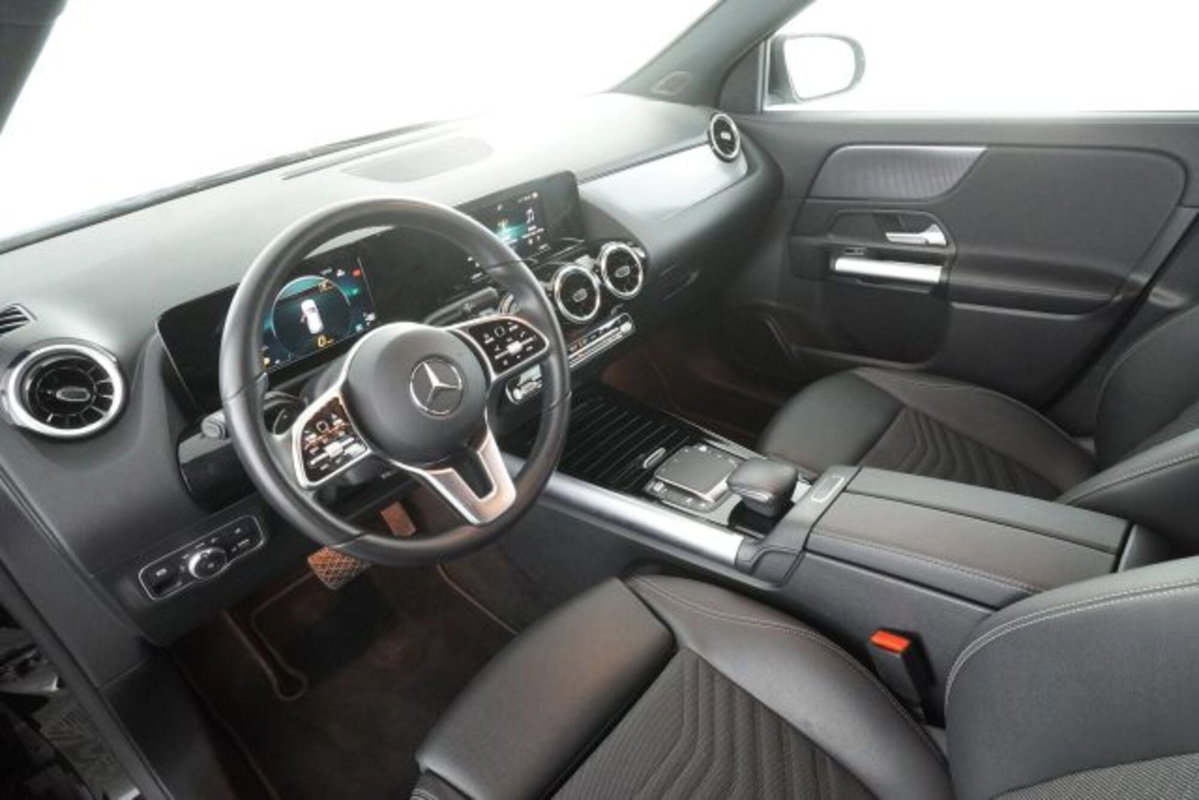 Mercedes-Benz CLA Shooting Brake 200 d Automatic 4Matic Shooting Brake Sport (9)