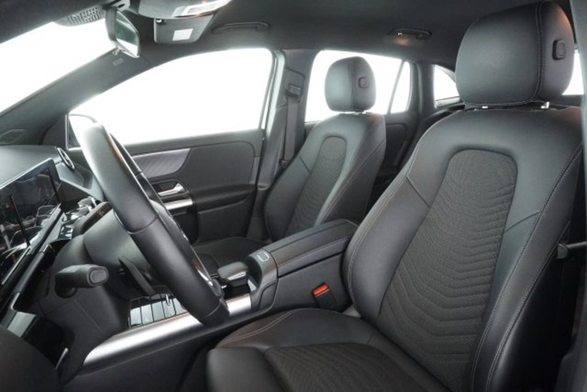 Mercedes-Benz CLA Shooting Brake 200 d Automatic 4Matic Shooting Brake Sport (10)