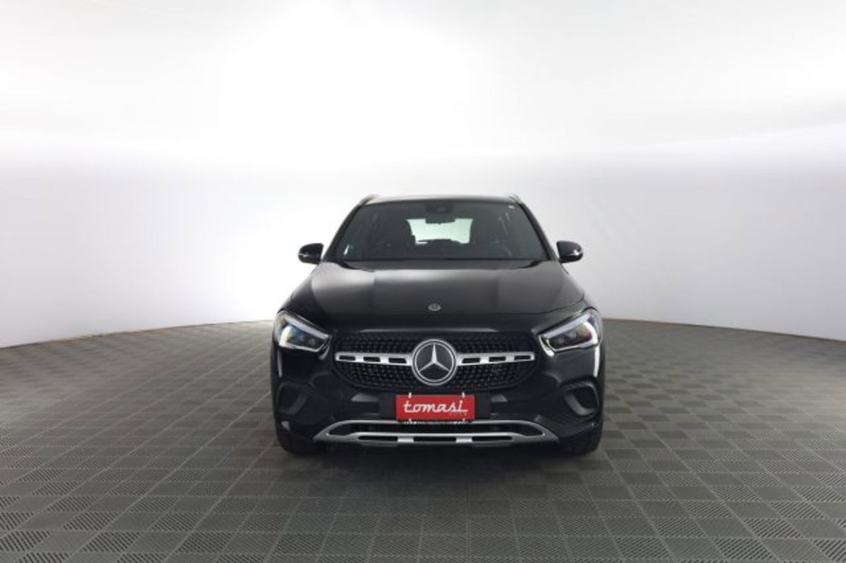 Mercedes-Benz CLA Shooting Brake 200 d Automatic 4Matic Shooting Brake Sport
