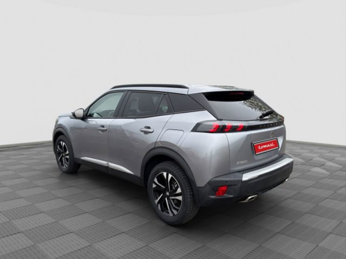 Peugeot 2008 PureTech 130 S&S EAT8 GT Pack (3)