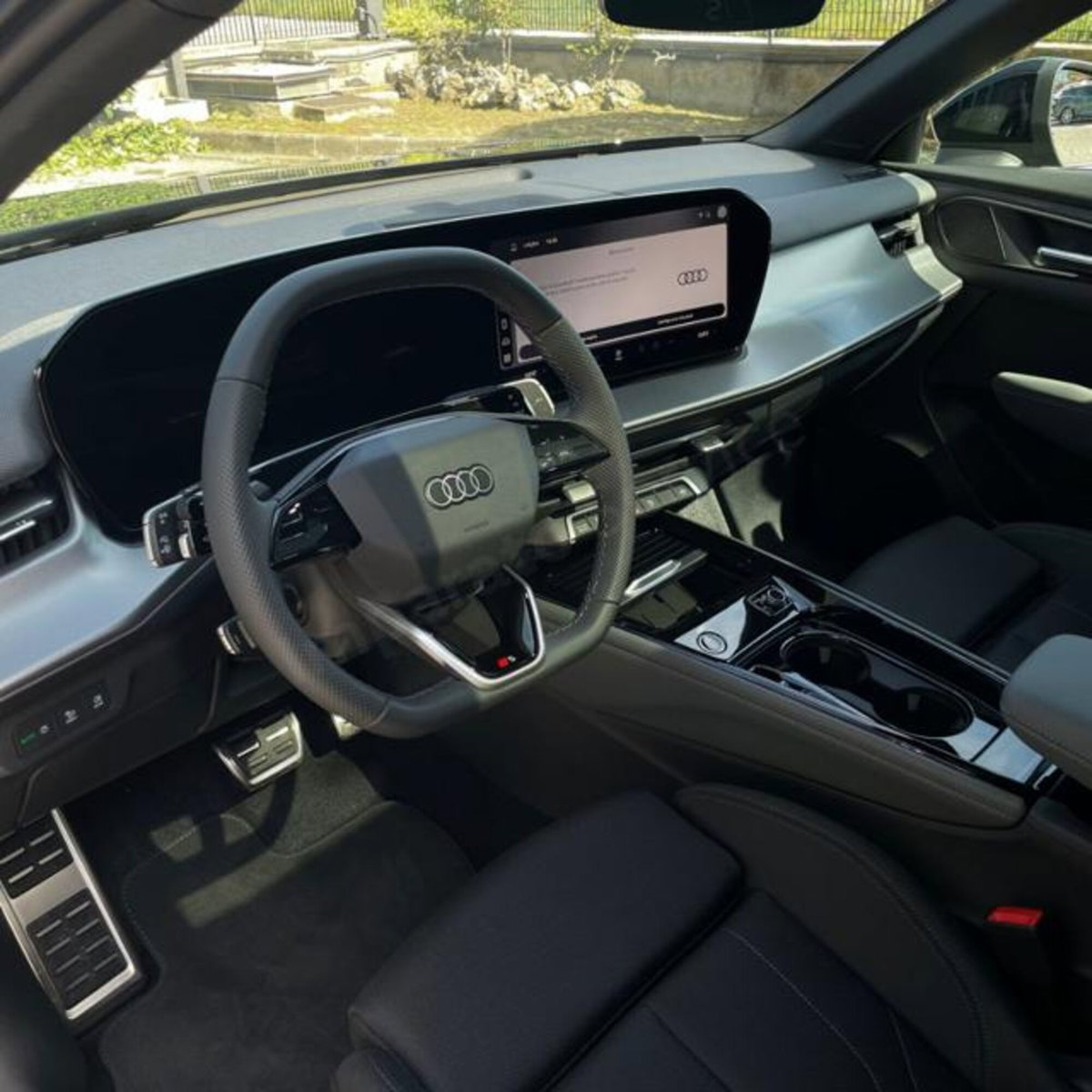 Audi Q3 2.0 TDI 150 CV S tronic S line Edition (16)