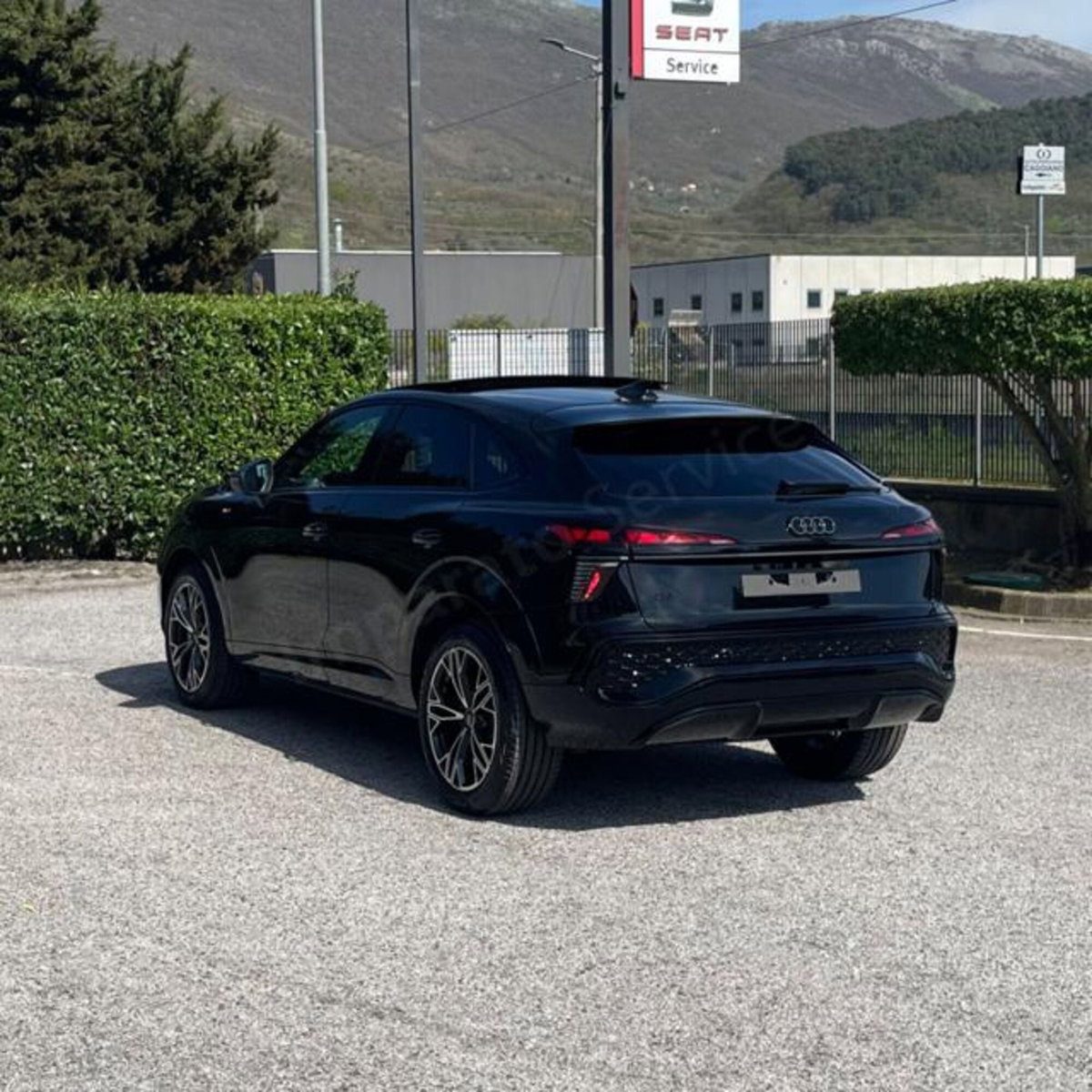 Audi Q3 2.0 TDI 150 CV S tronic S line Edition (7)