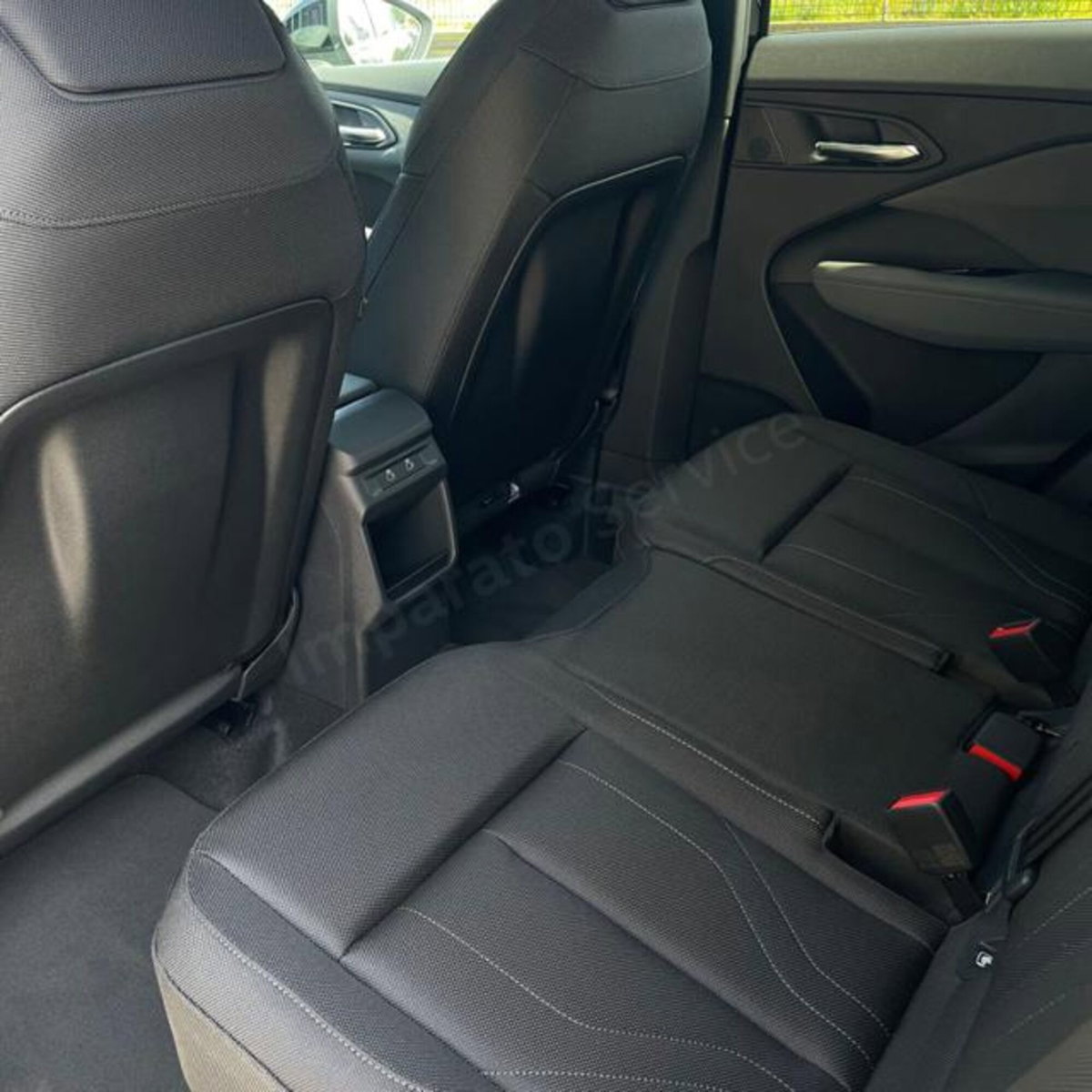 Audi Q3 2.0 TDI 150 CV S tronic S line Edition (9)