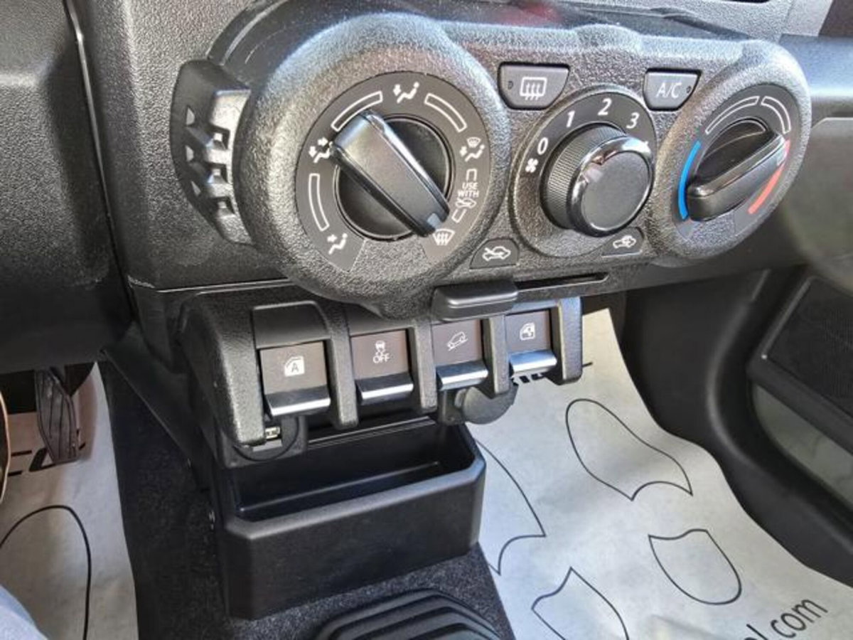 Suzuki Jimny 1.5 5MT Easy PRO (N1) (12)