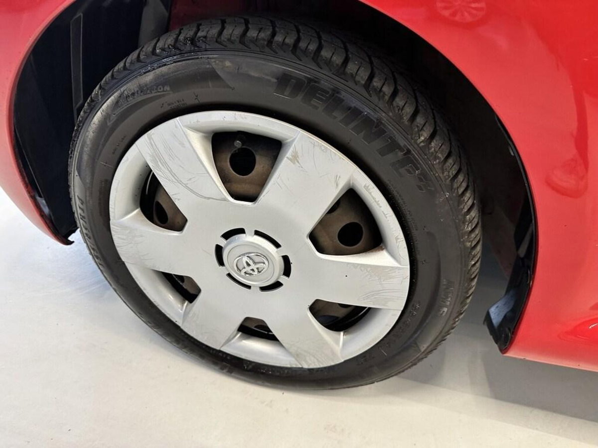 Toyota Aygo 1.0 12V VVT-i 5 porte Sol (5)