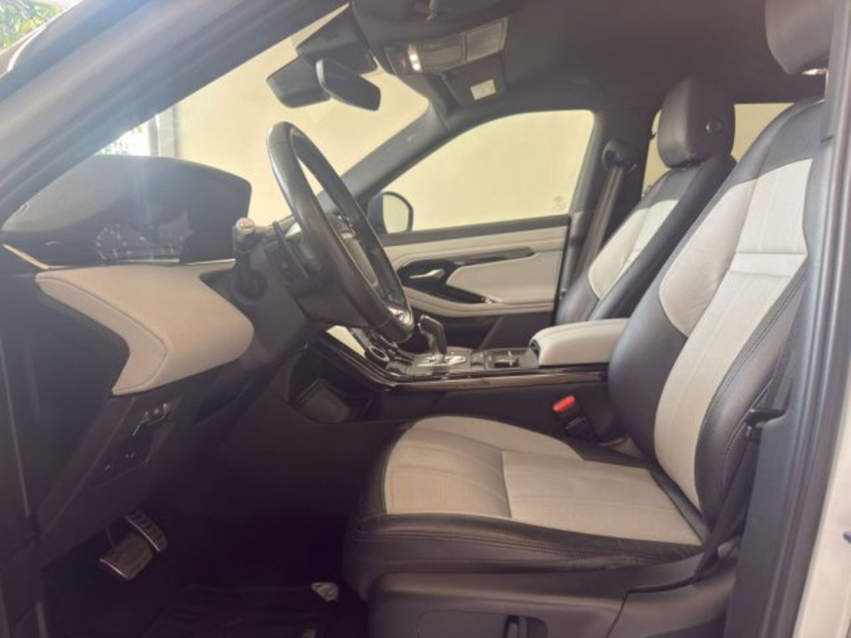 Land Rover Range Rover Evoque 2.0 eD4 5p. SE (12)