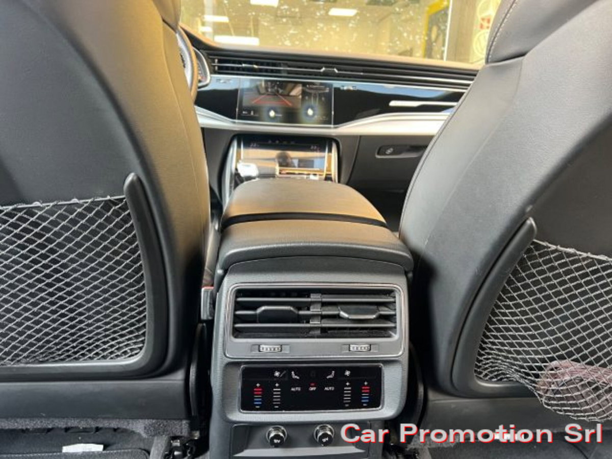 Audi Q8 Q8 50 TDI 286 CV quattro tiptronic Sport (13)