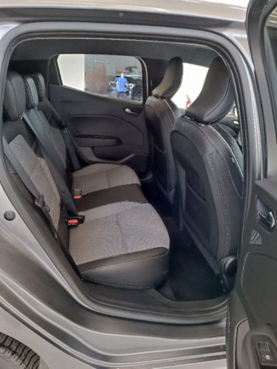 Renault Clio TCe 90 CV 5 porte Techno (17)
