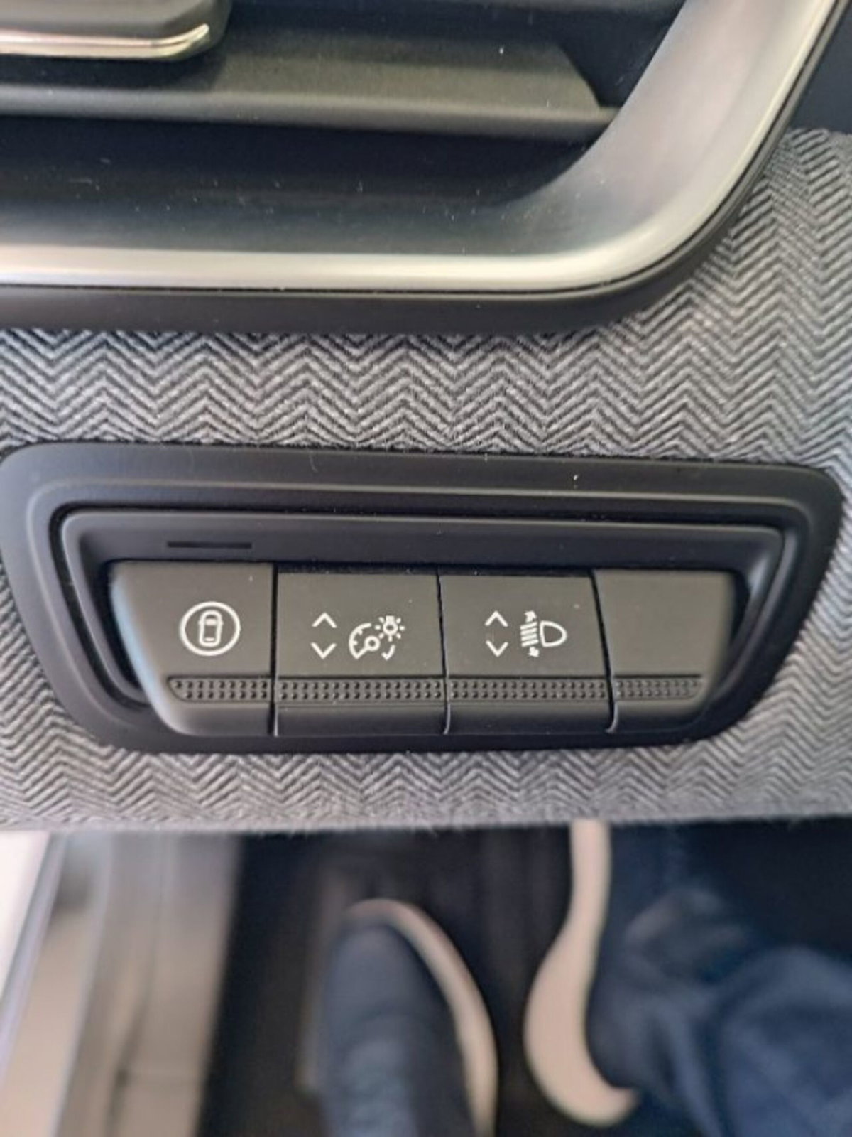Renault Clio TCe 90 CV 5 porte Techno (20)