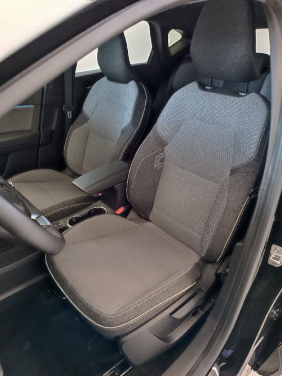 Renault Captur TCe 90 CV Techno (12)