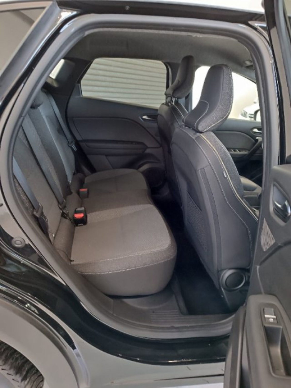 Renault Captur TCe 90 CV Techno (15)