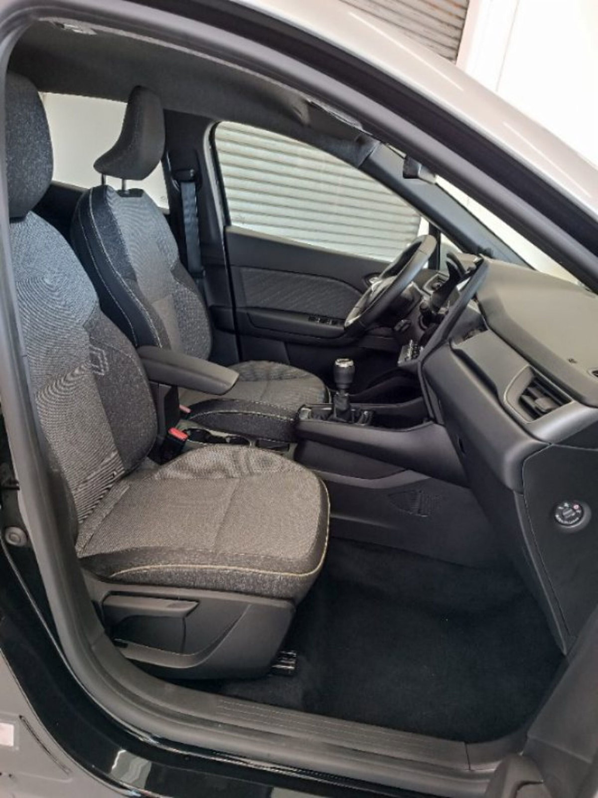 Renault Captur TCe 90 CV Techno (16)