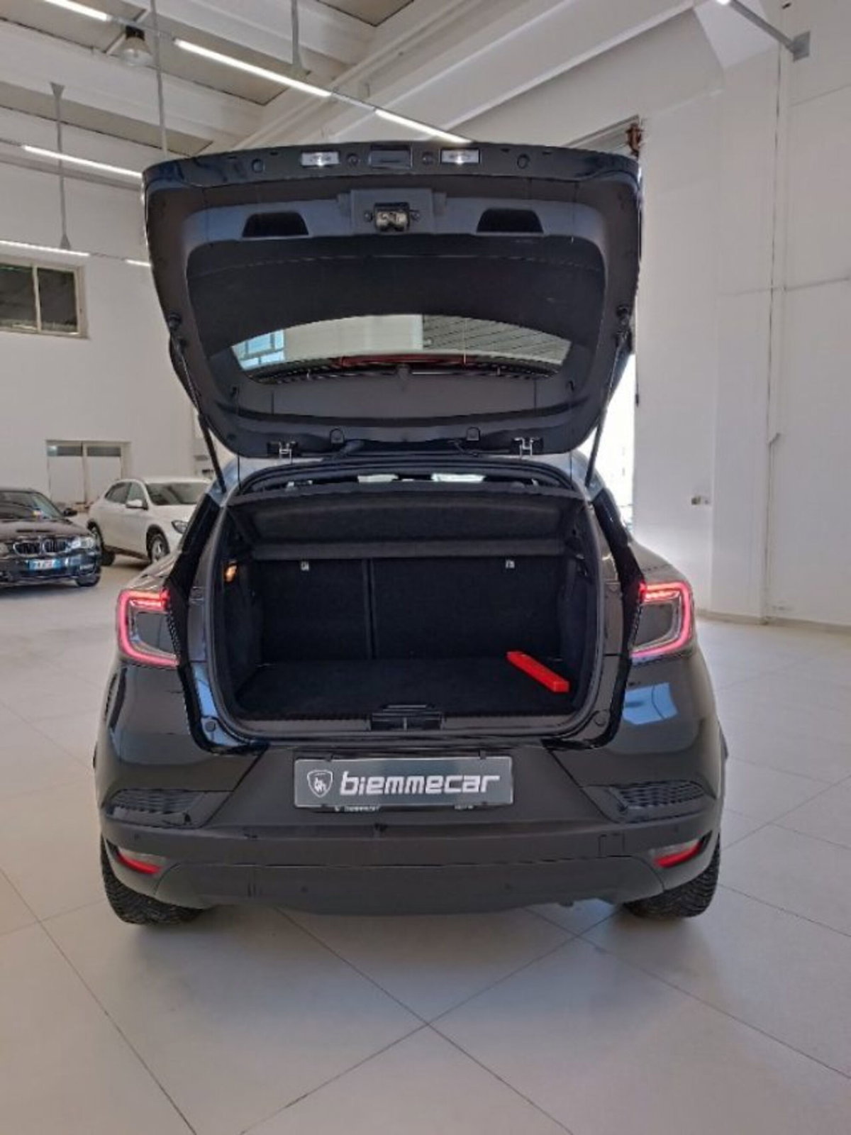 Renault Captur TCe 90 CV Techno (8)