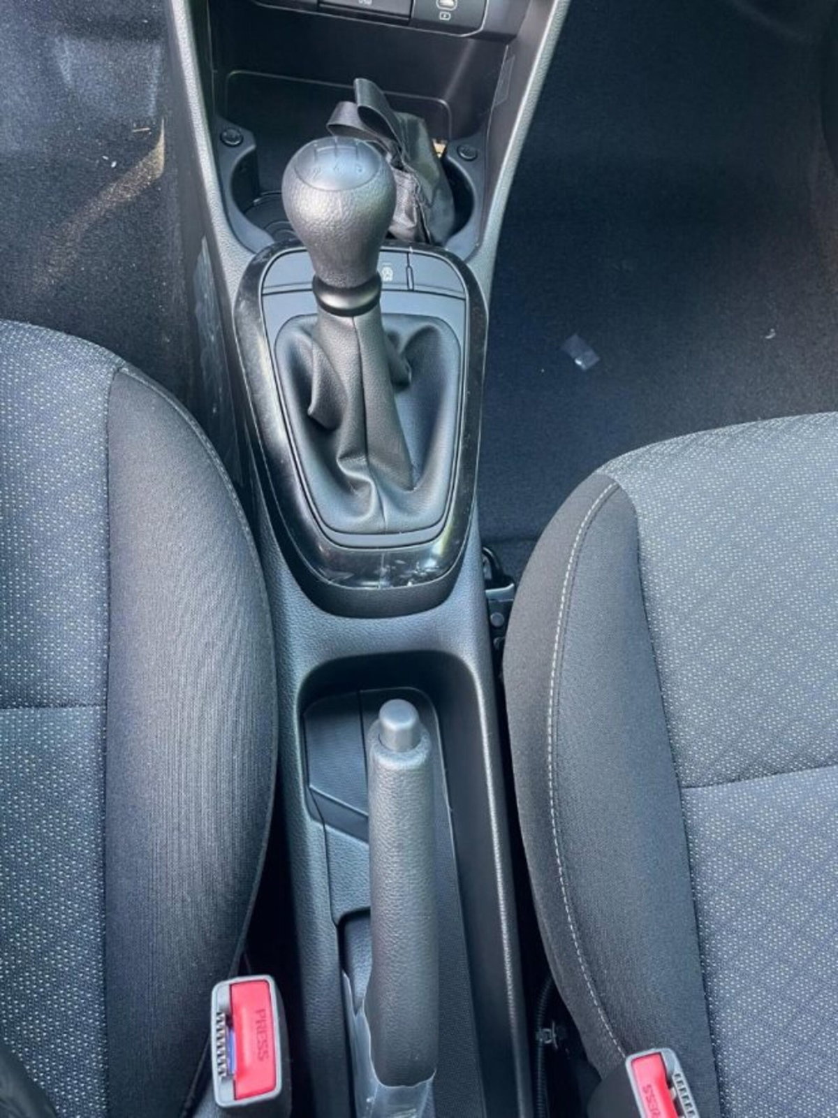 Kia Picanto 1.0 gdi Urban (14)