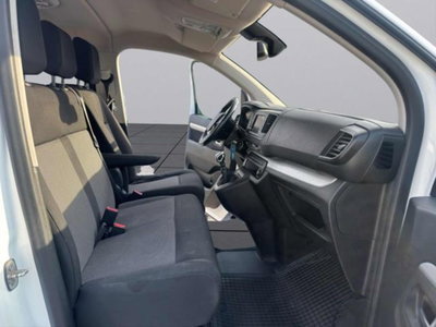 Peugeot Traveller BlueHDi 120 S&S Standard Active (13)