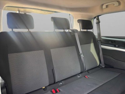 Peugeot Traveller BlueHDi 120 S&S Standard Active (14)