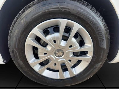 Peugeot Traveller BlueHDi 120 S&S Standard Active (20)