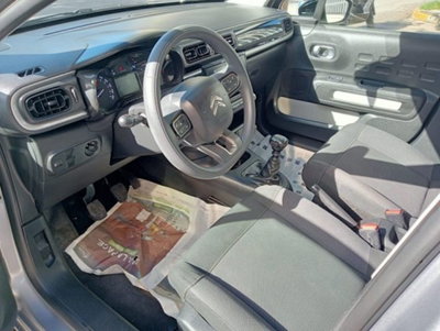Citroen C3 BlueHDi 100 S&S Shine (8)