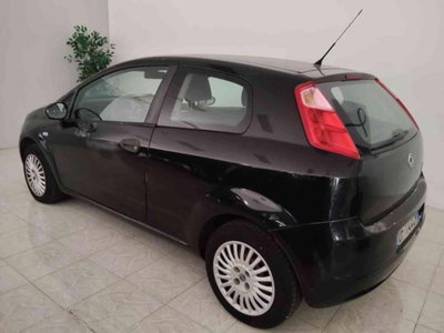 Fiat Grande Punto 1.2 3 porte Active (2)