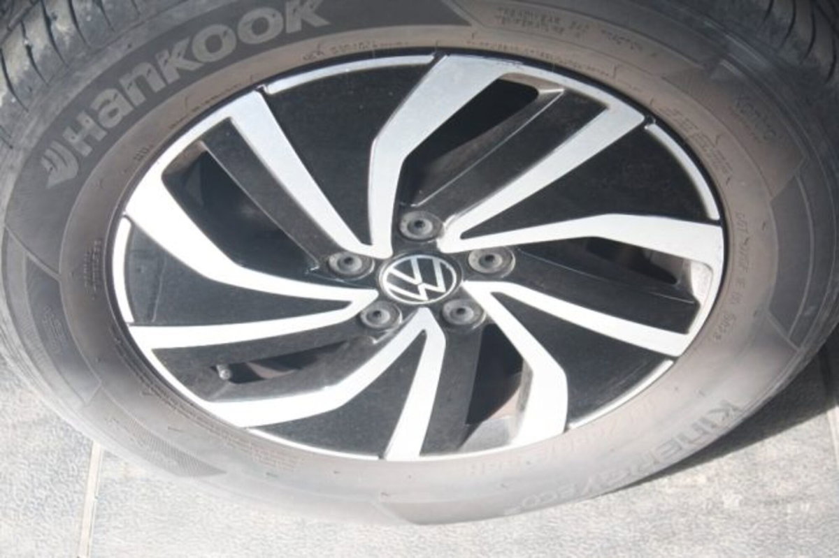 Volkswagen Polo 1.0 evo Life 80cv (4)