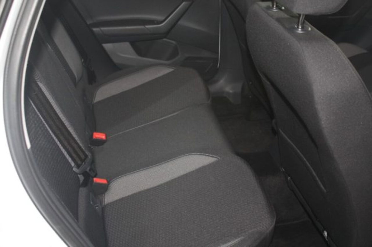 Volkswagen Polo 1.0 evo Life 80cv (9)