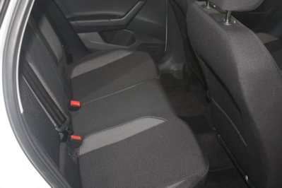 Volkswagen Polo 1.0 evo Life 80cv (9)