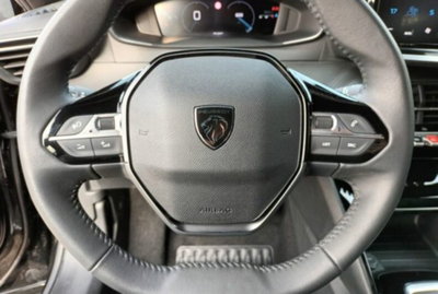 Peugeot 2008 PureTech 100 S&S Allure (5)