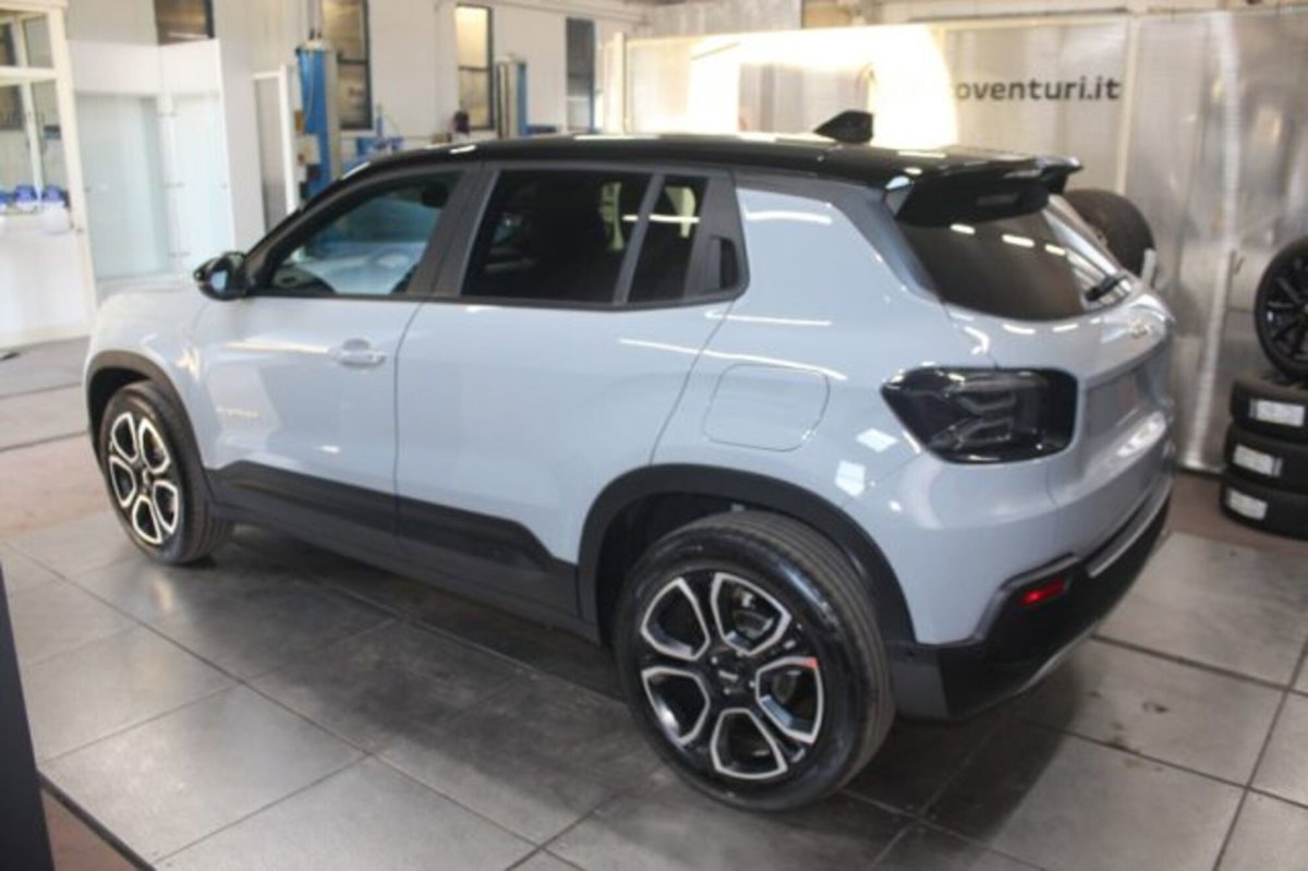 Jeep Avenger 1.2 turbo Summit fwd 100cv (5)