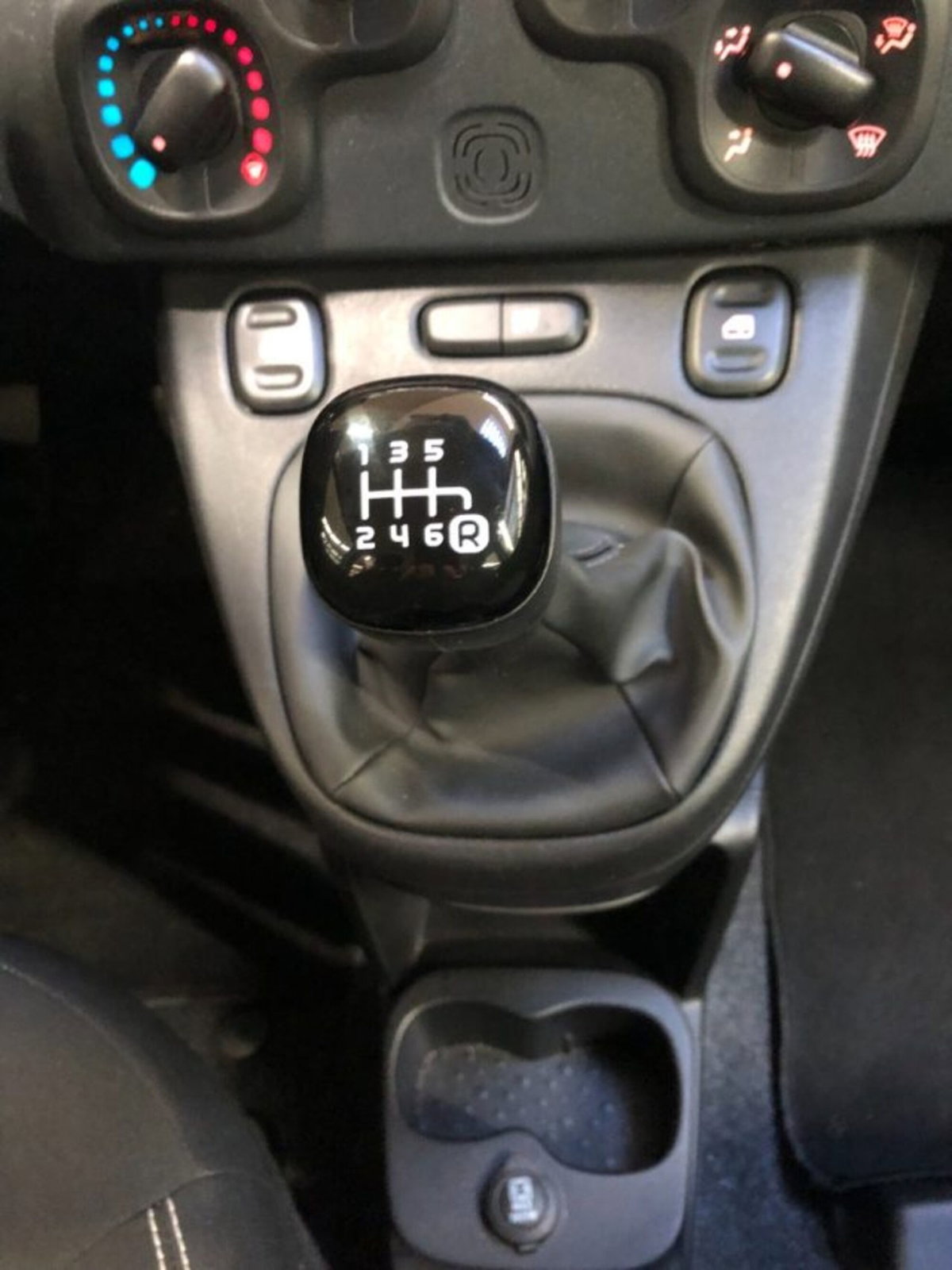 Fiat Panda 1.0 firefly hybrid s&s 70cv 5p.ti (13)